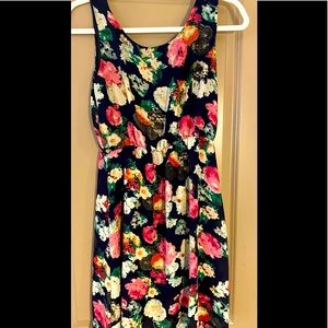 Size Large Dress V brand floral dress